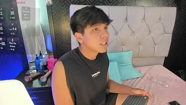 Chatroom XXX en direct de Thiago_Kozak