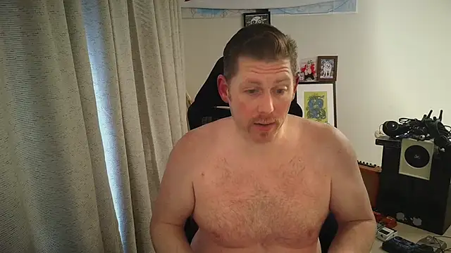 God_Of_ThundeRR webkamerás műsora