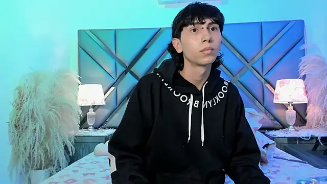 Živý XXX chat Milan_LewisS