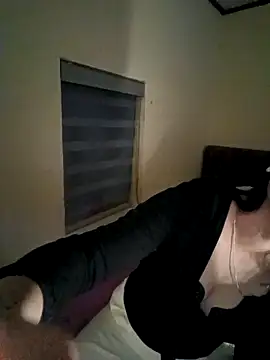 Jun-Mzzz 现场XXX聊天