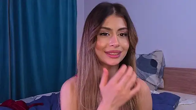 GeorginaHarn Adlı Modelin Canlı XXX Sohbeti