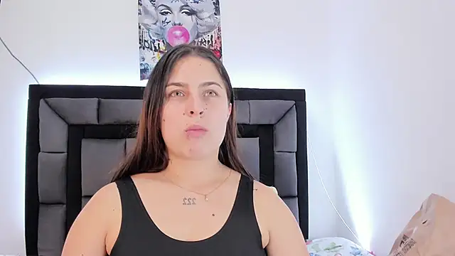 Онлайн чат XXX mia_fox4