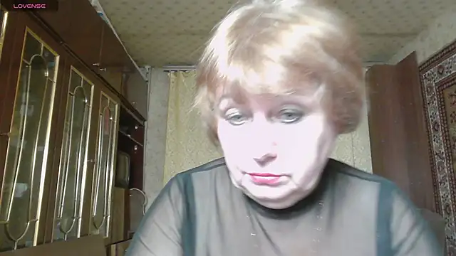 Casey_peach Adlı Modelin Canlı XXX Sohbeti