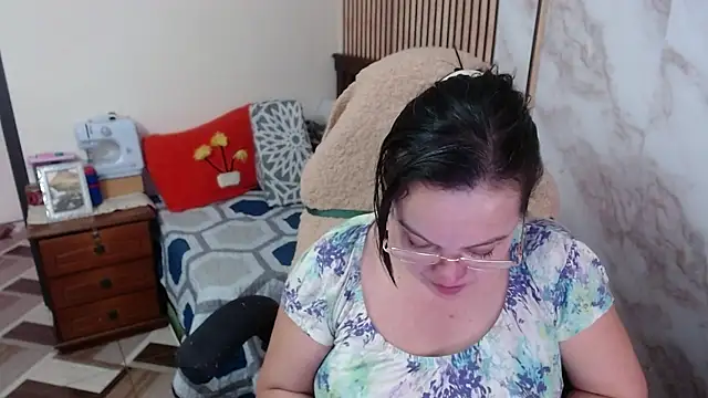 Chat +18 de Sonialorens_ ao vivo