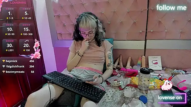 Chat +18 de neeko_princes ao vivo