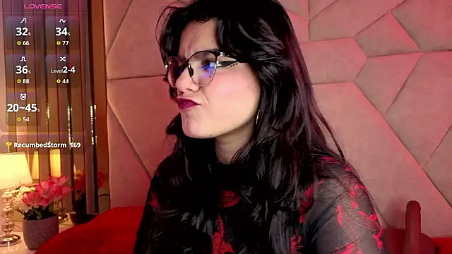 Chat +18 de ValerieKay_ ao vivo