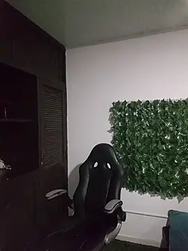 BellaRoux1 现场XXX聊天