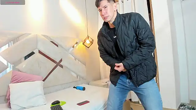 Angel_Sanzz webkamerás műsora