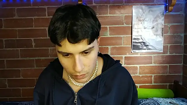 Živý XXX chat PaulDamico