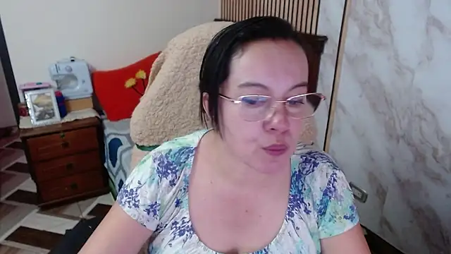 Sonialorens_ Chat XXX live