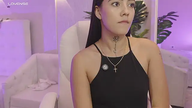 miagomezweb1's Live XXX Chat