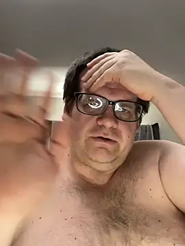 treatbobnicer Live XXX Chat