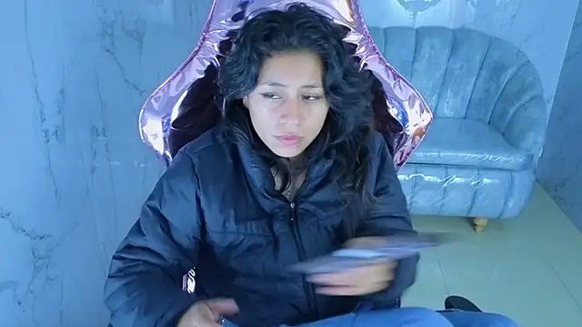 serabella_s élő XXX-chatje