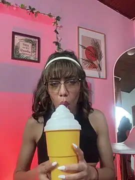 _zoe_bakerr Live XXX-chat