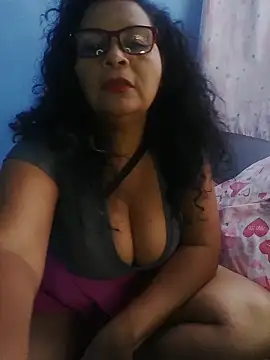 Amarantha25 Webcam show