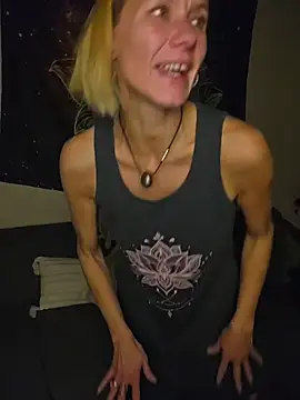 yola181's Webcam Show