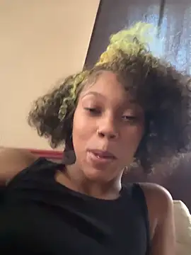 Pokazy przed kamerką – Tamiii420