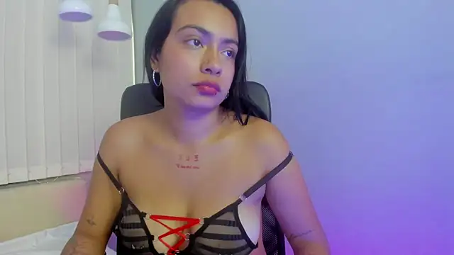 Lilo_Rose élő XXX-chatje