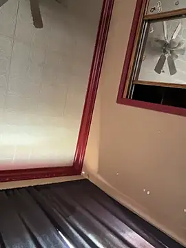 XXX chat uživo modela Tamiii420