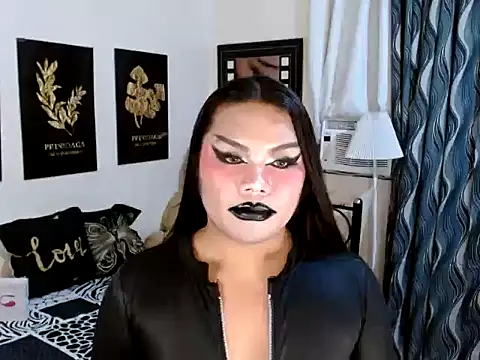 TSbrianaHugeCock live XXX chat