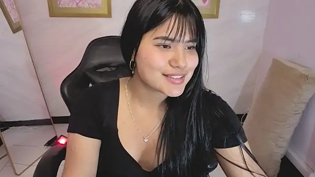 Czat XXX na żywo – Paulette_v