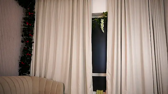 Chatroom XXX en direct de KarmenRasey