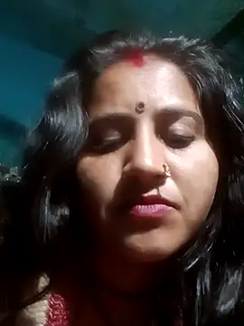 Sexi_pushpa élő XXX-chatje