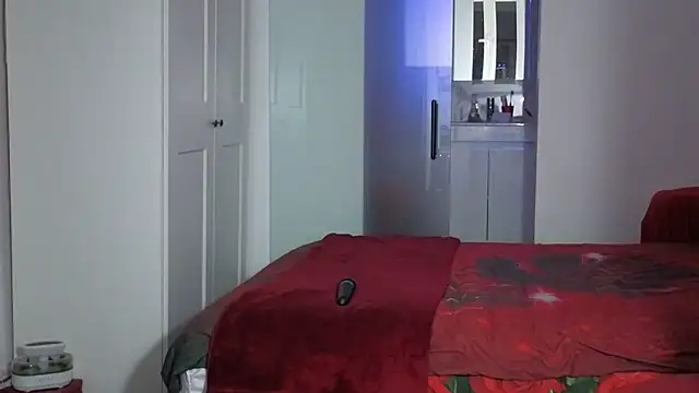 HotSpicyGujju élő XXX-chatje