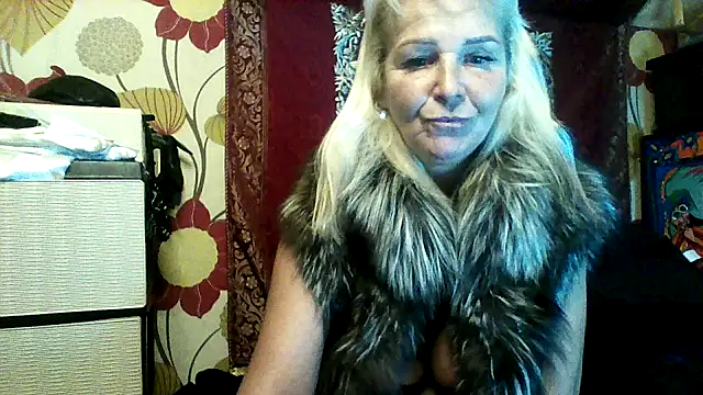 CassandraSandra44 Live XXX-chat