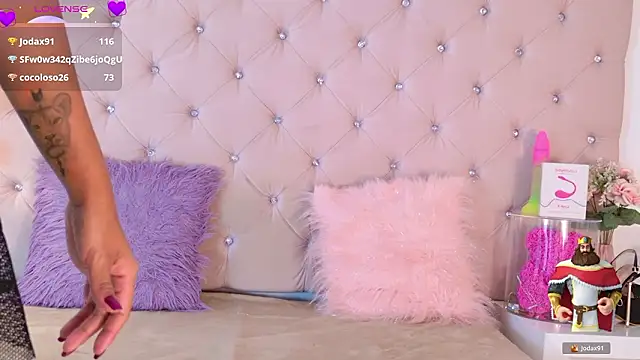 CaterinaRomano 现场XXX聊天