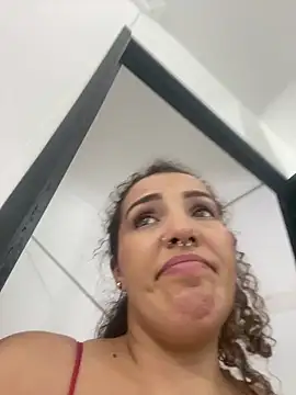 ISIS17_EF 即時 XXX 聊天