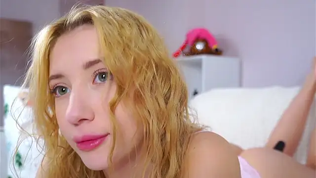 SunnivaCoviln Live XXX chat