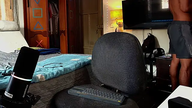 Jhon_wich 即時 XXX 聊天