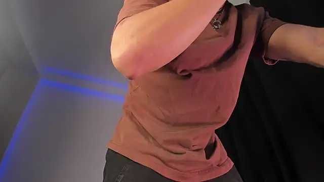 nathan_blake 即時 XXX 聊天