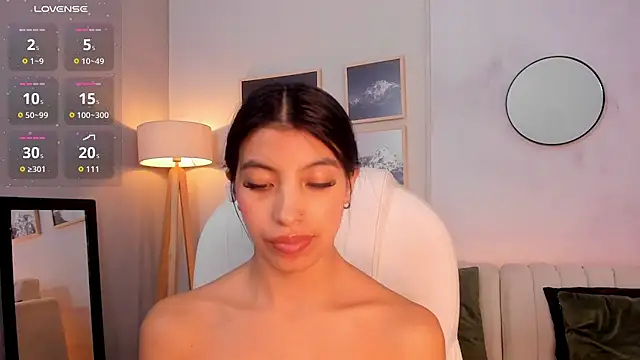 Tiffany_Low live XXX chat