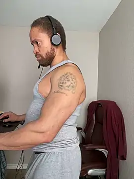 Fathero1time: онлайн-секс-чат