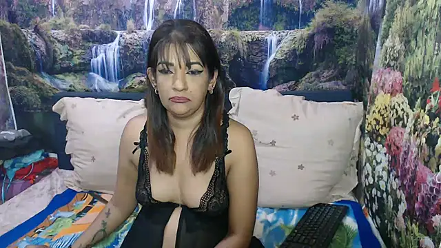 indianaqua লাইভ XXX চ্যাট