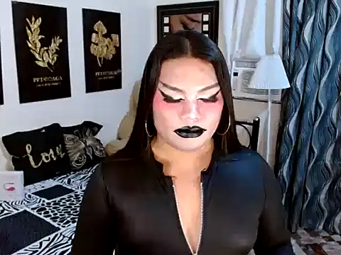 TSbrianaHugeCock Pertunjukan Webcam