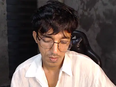 Chatroom XXX en direct de RowyCam