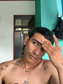 Chat XXX en directo de sorry-mom69