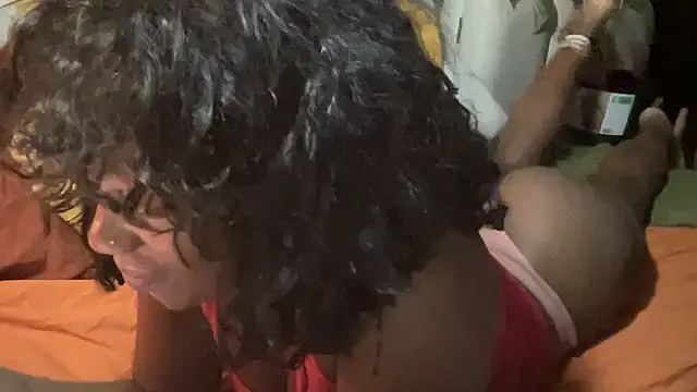 Veemoney 在線直播表演