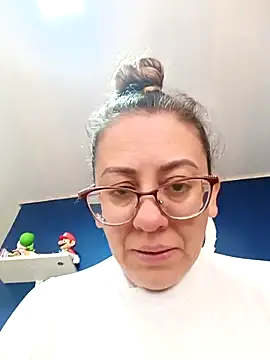 Chat +18 de miss_hanna07 ao vivo