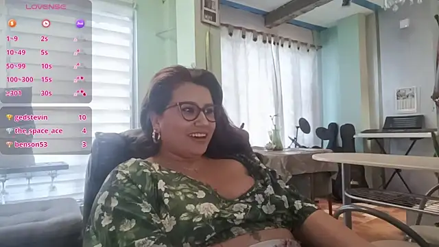 Vesper_Vixen live XXX chat