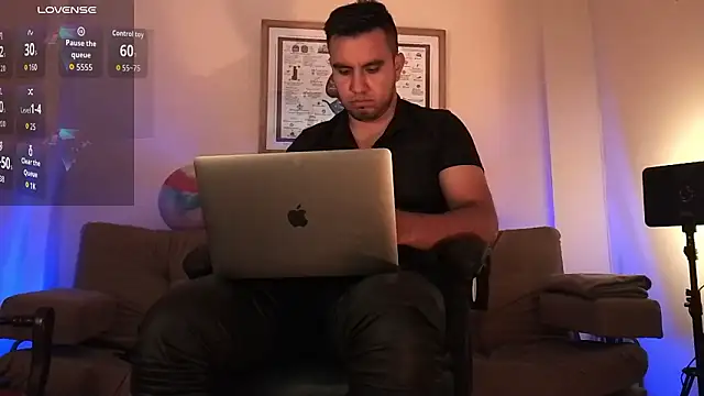 Chat XXX ao vivo de bradley_colt