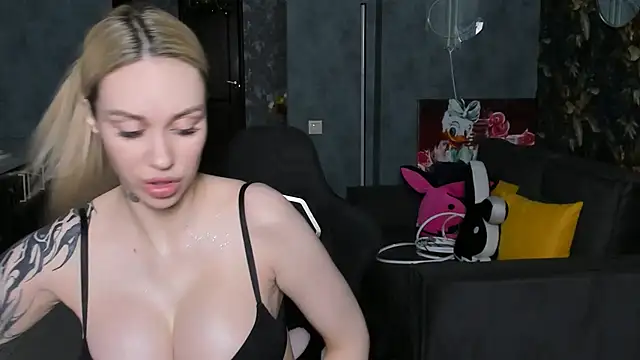 Blckmirrorr Live XXX Chat