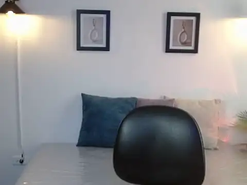 Juliana__lx Adlı Modelin Canlı XXX Sohbeti