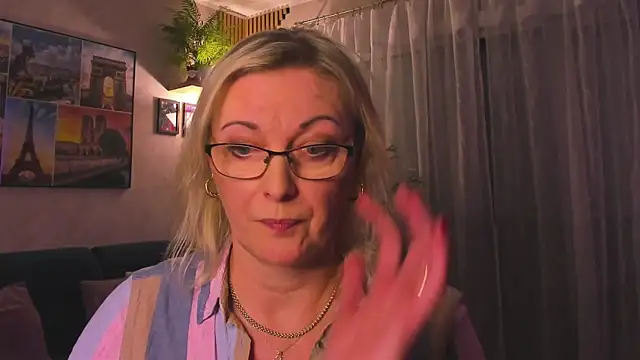 vanessa_chat webcam show