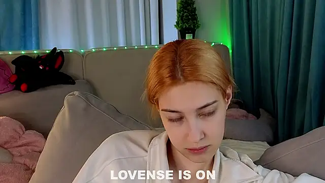 AngelicRice 即時 XXX 聊天