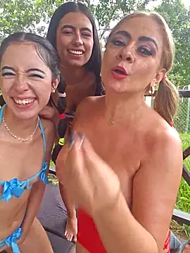 anita1976 Adlı Modelin Canlı XXX Sohbeti