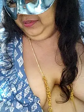 tamilthanushri 现场XXX聊天